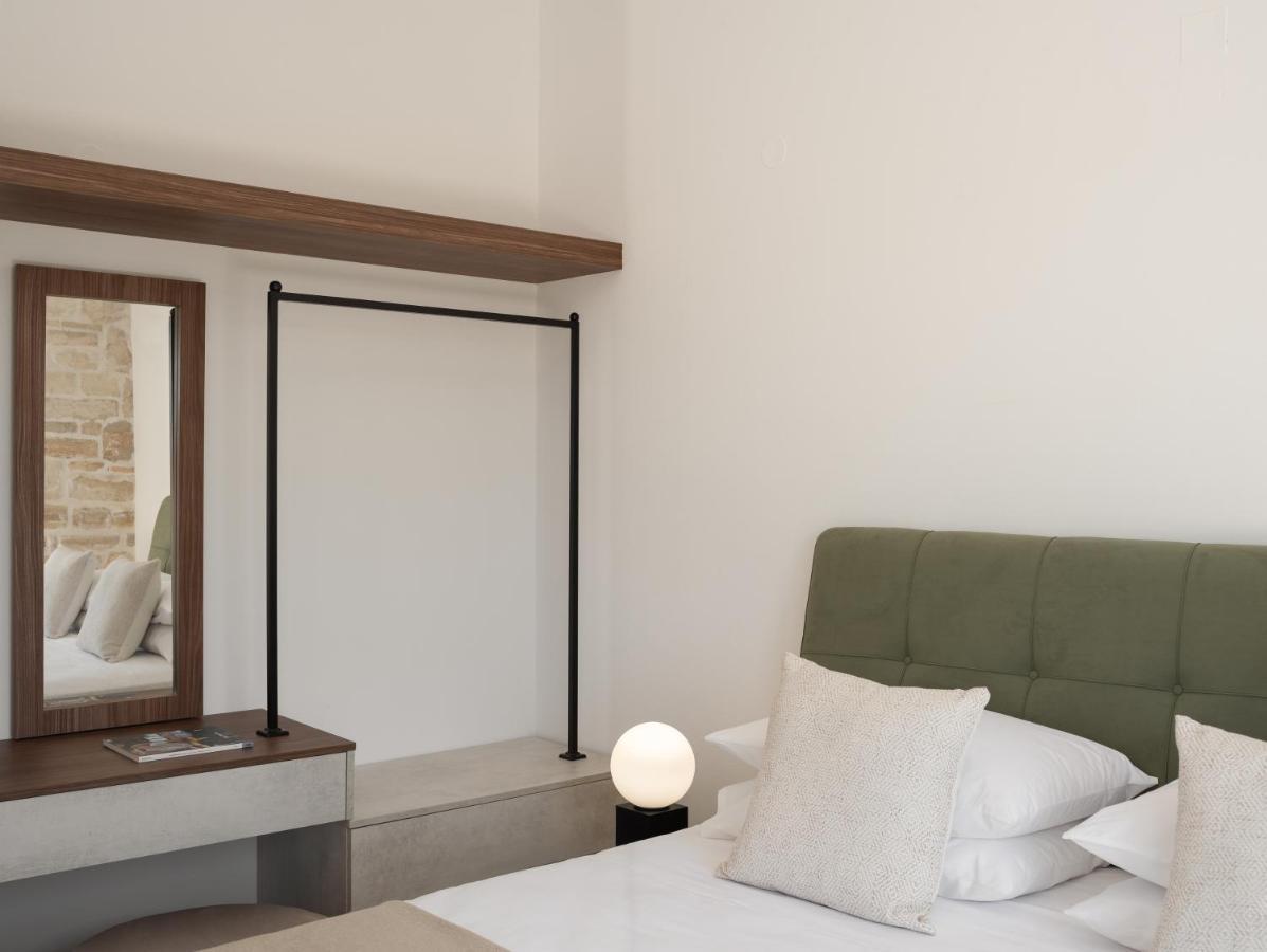 Evaero Villas I, Ii, Iii, IV - An Ever-So Inviting Escape, By Thinkvilla Sfáka Buitenkant foto